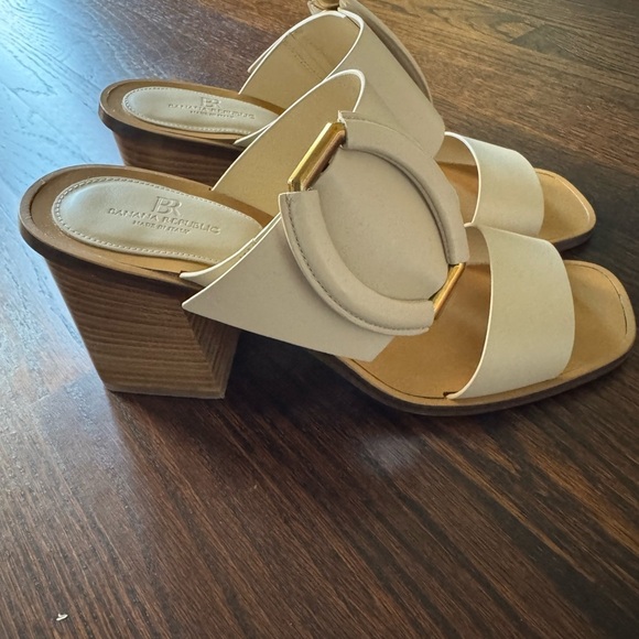 Banana Republic D’Orsay Sandals - size 10 - Picture 11 of 12